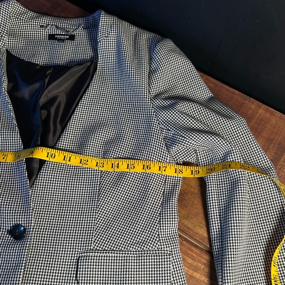 Classic Houndstooth Blazer (Black/White) - Picture 5 of 7